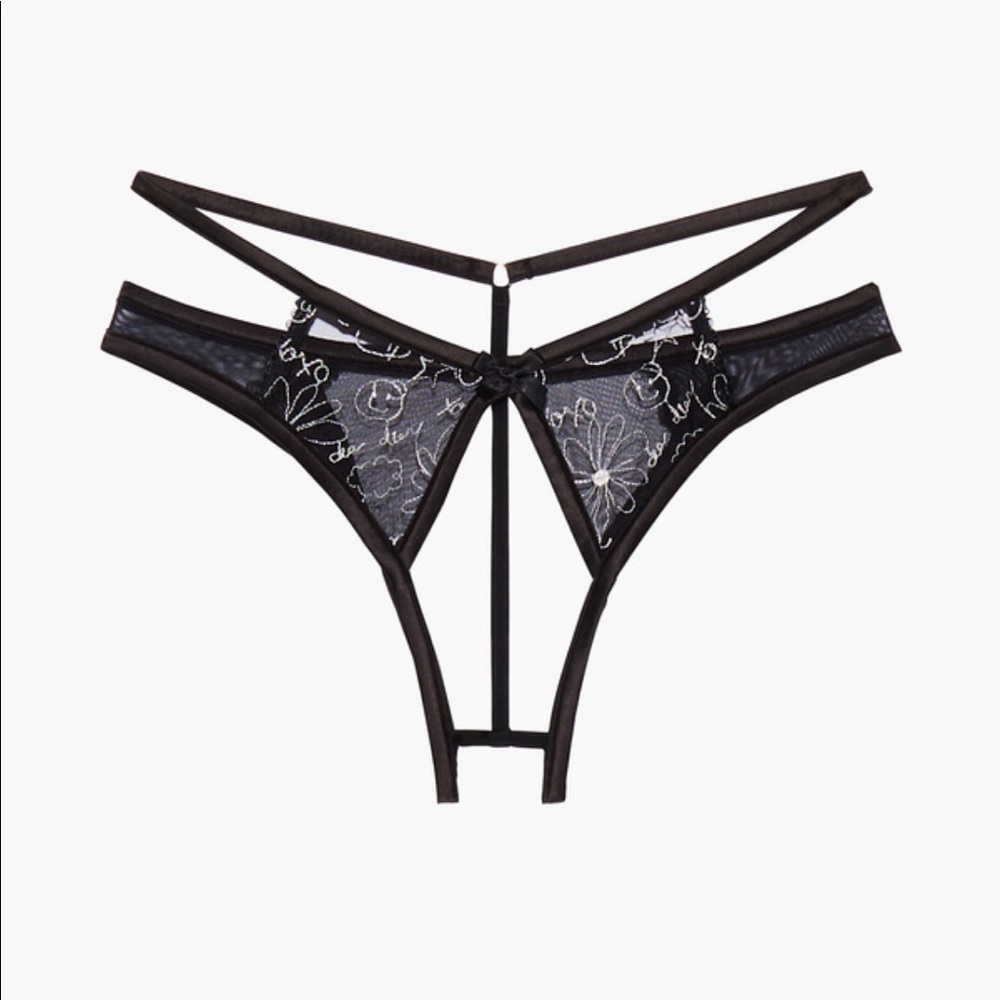 SEXY CROTCHLESS OPEN BACK THONG